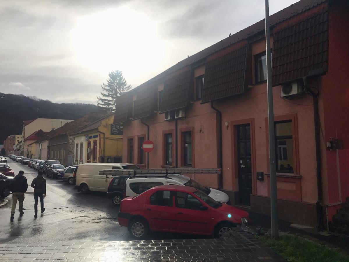 Casa Pino Hotel Brasov Luaran gambar