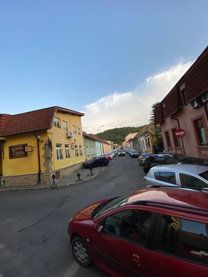 Casa Pino Hotel Brasov Luaran gambar
