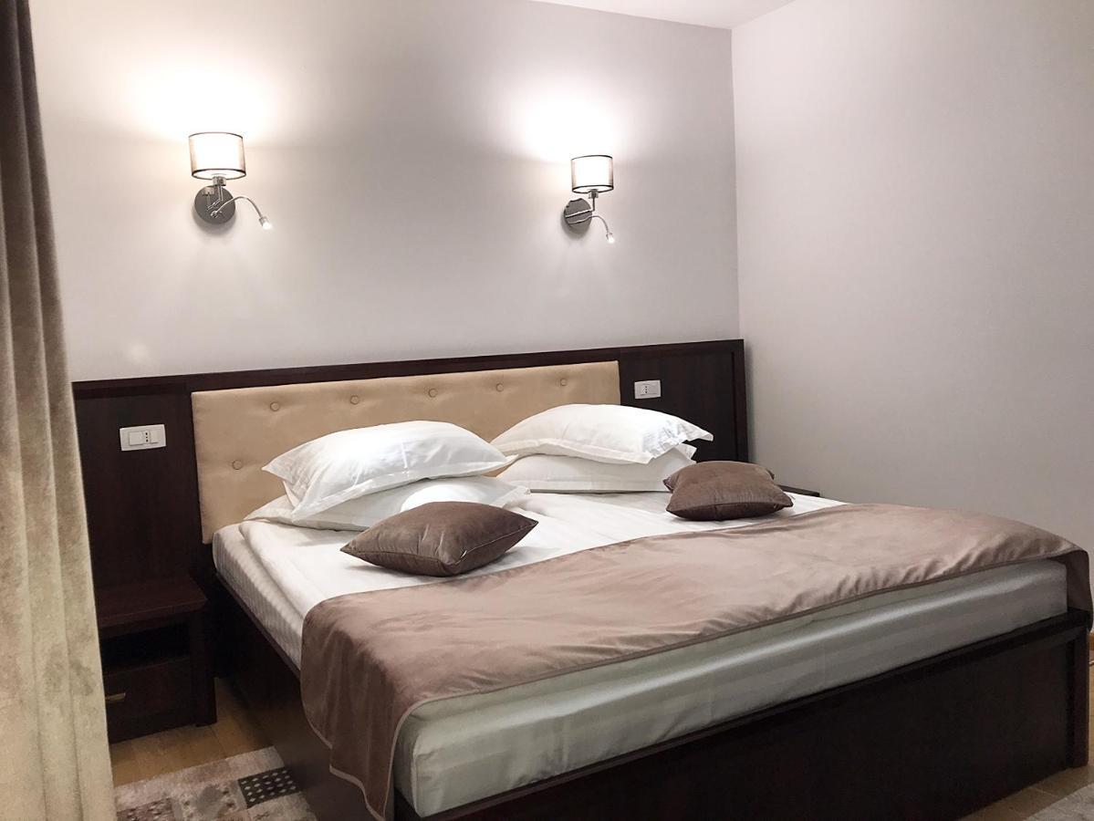 Casa Pino Hotel Brasov Luaran gambar